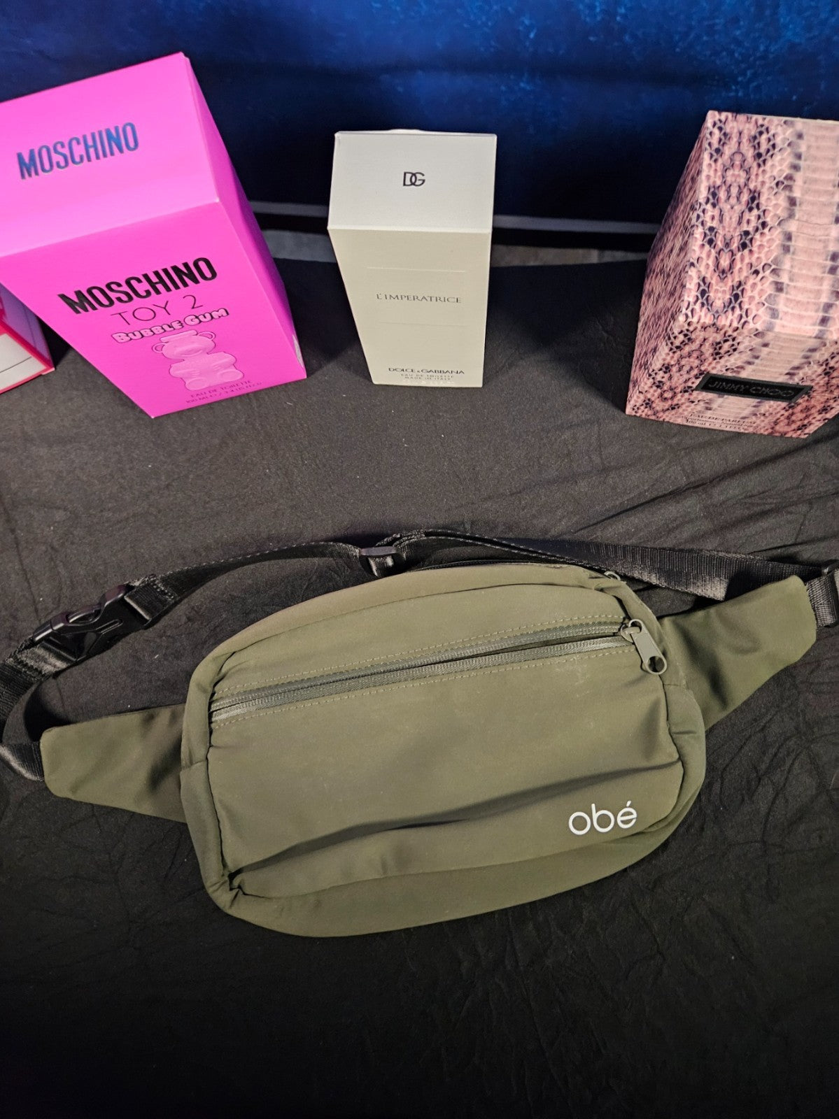 NWOT OBE FITNESS WAIST PACK OR BELT BAG OLIVE GREEN NYLON