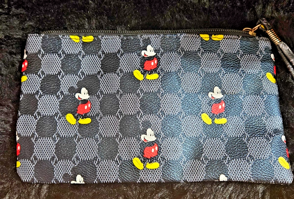 DISNEY MICKEY MOUSE FAUX LEATHER POUCH,WRISTLET,CLUTCH, COIN PURSE MINI BAG