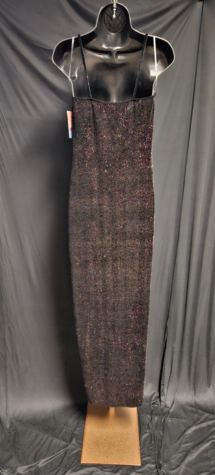 HALEY&JUNE SZ M LONG BLACK SEQUINED/RUCHED FRONT SLIT PULLOVER GOWN NWT