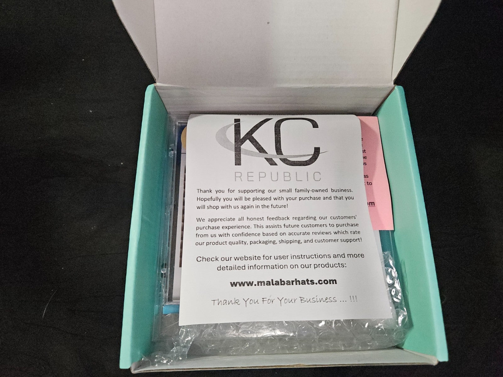 KC REPUBLIC PREMIUM BRN EYE BROW KIT & 2 PC TWEEZER SET NEW IN BOX