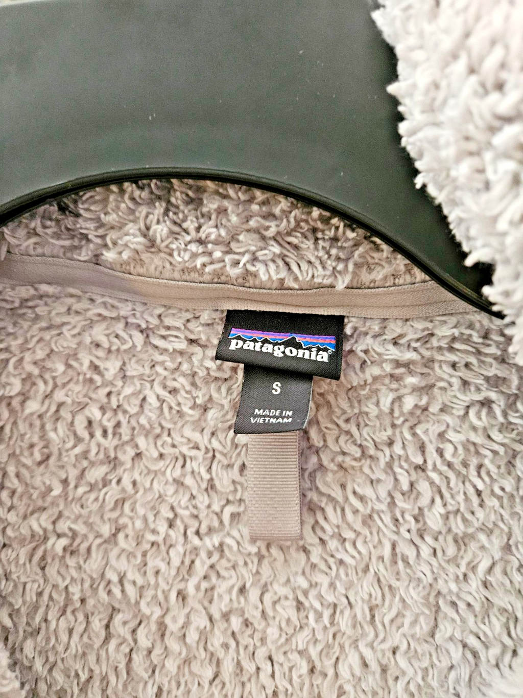 Women's Small Patagonia Fleece Jacket gray