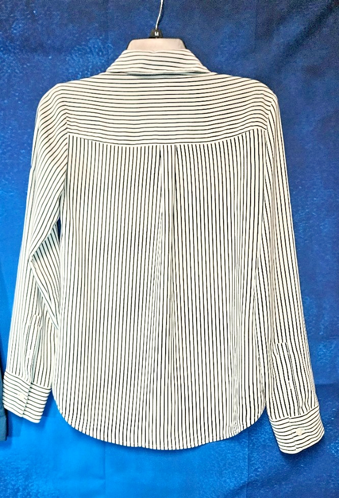 WOMEN'S EXPRESS PORTIFINO BUTTON UP STRIPED SHIRT SIZE XS NEW W/O TAGS
