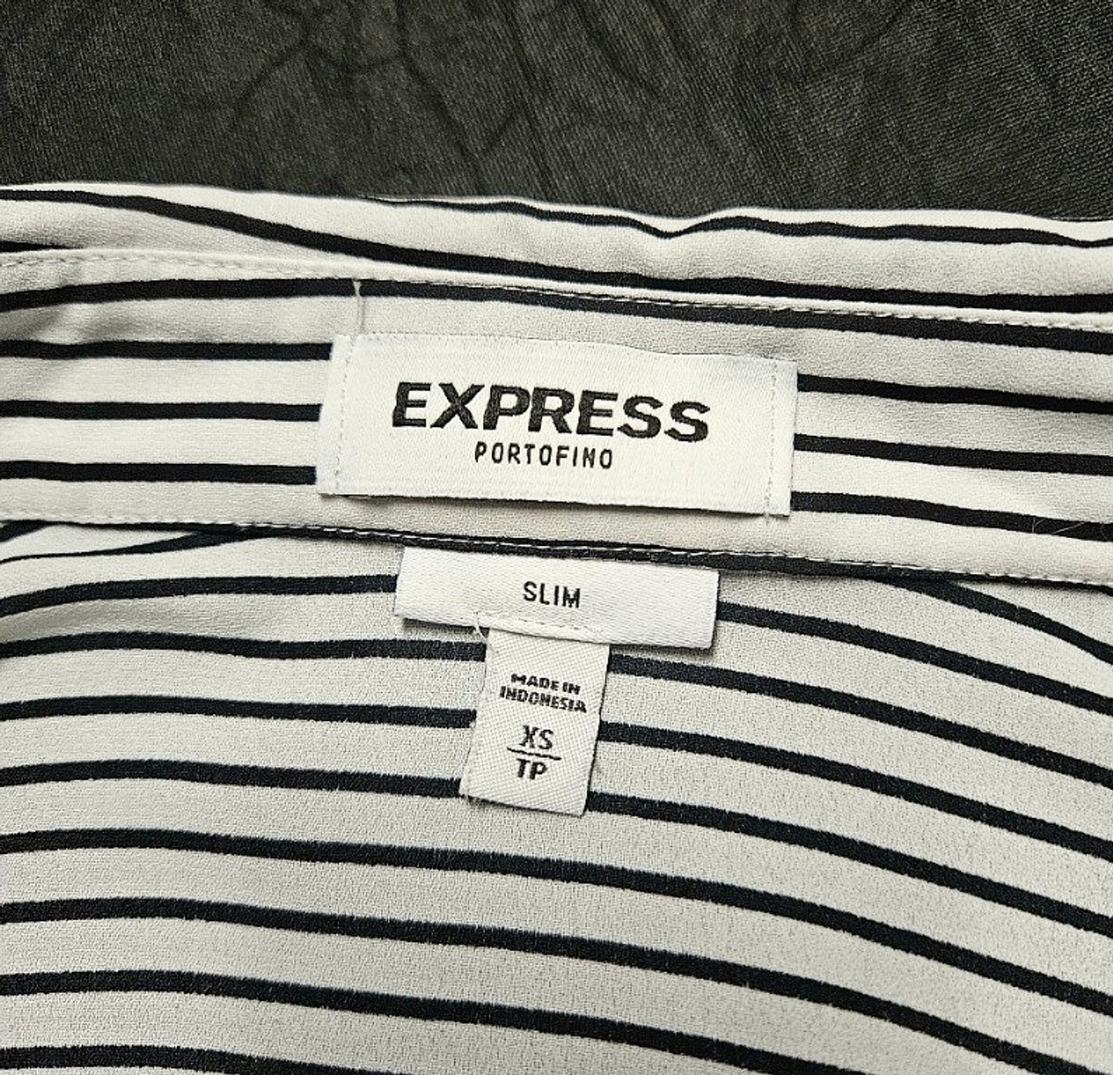 WOMEN'S EXPRESS PORTIFINO BUTTON UP STRIPED SHIRT SIZE XS NEW W/O TAGS