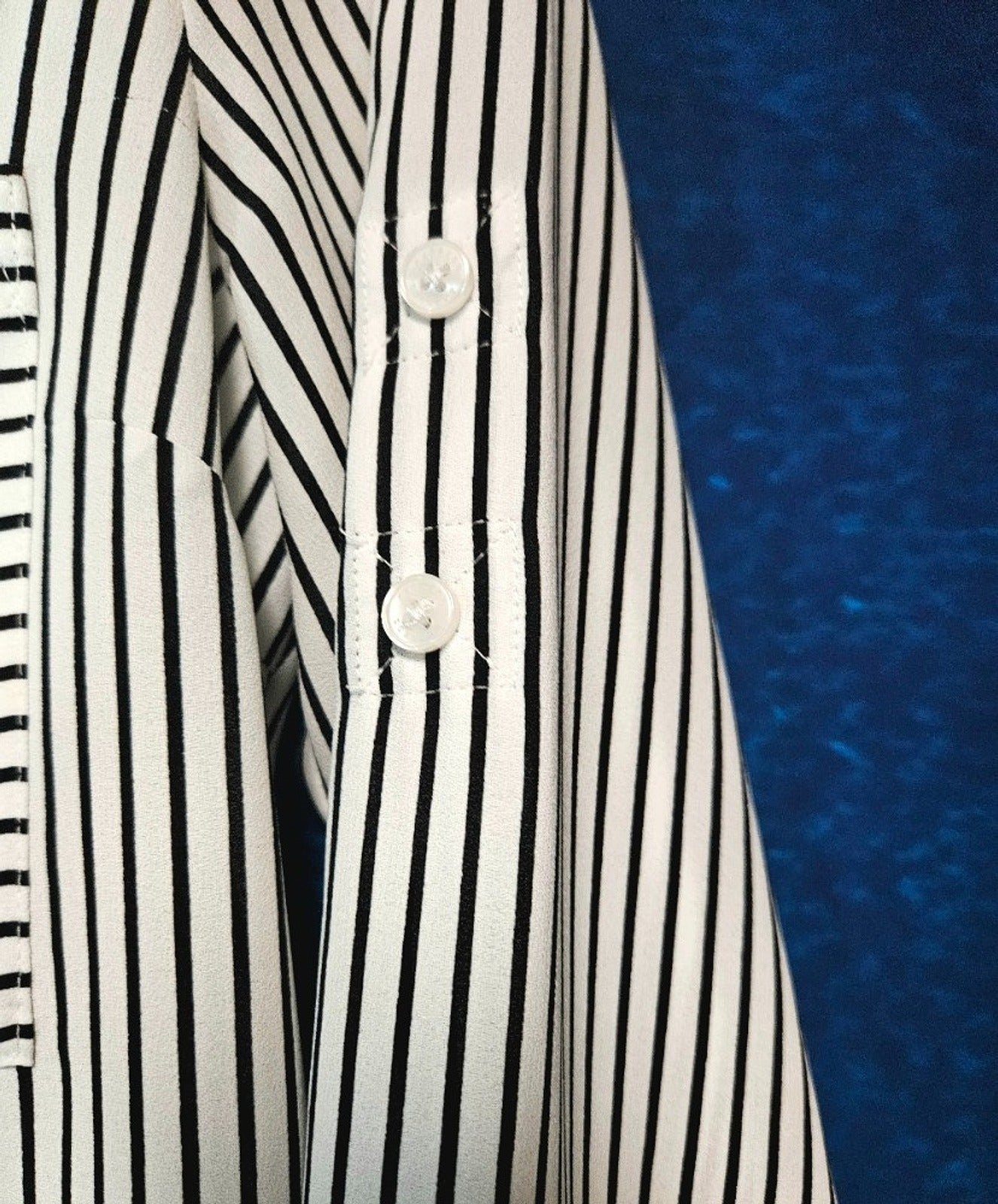 WOMEN'S EXPRESS PORTIFINO BUTTON UP STRIPED SHIRT SIZE XS NEW W/O TAGS