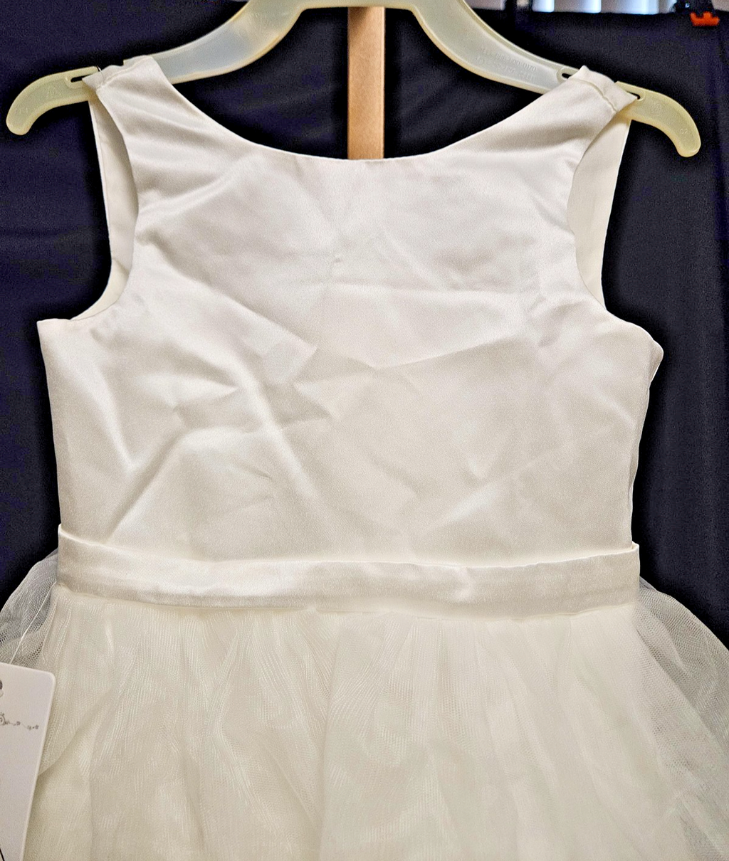 TODDLER SZ 2/3 T SLEEVELESS IVORY BOW BACK, RUFFLED TOOL FLOWERGIRL/PAGENT DRESS