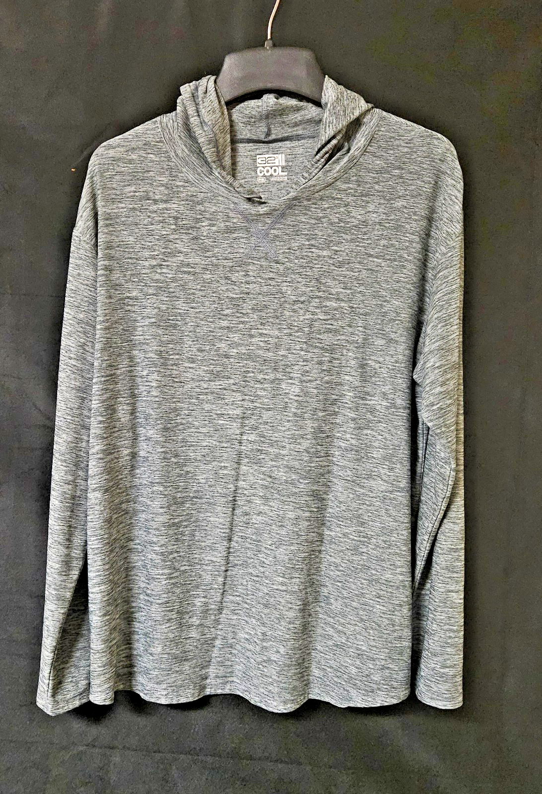 WOMEN'S MEDIUM 32 DEGRESS COOL HOODED SWEATSHIRT NWOT