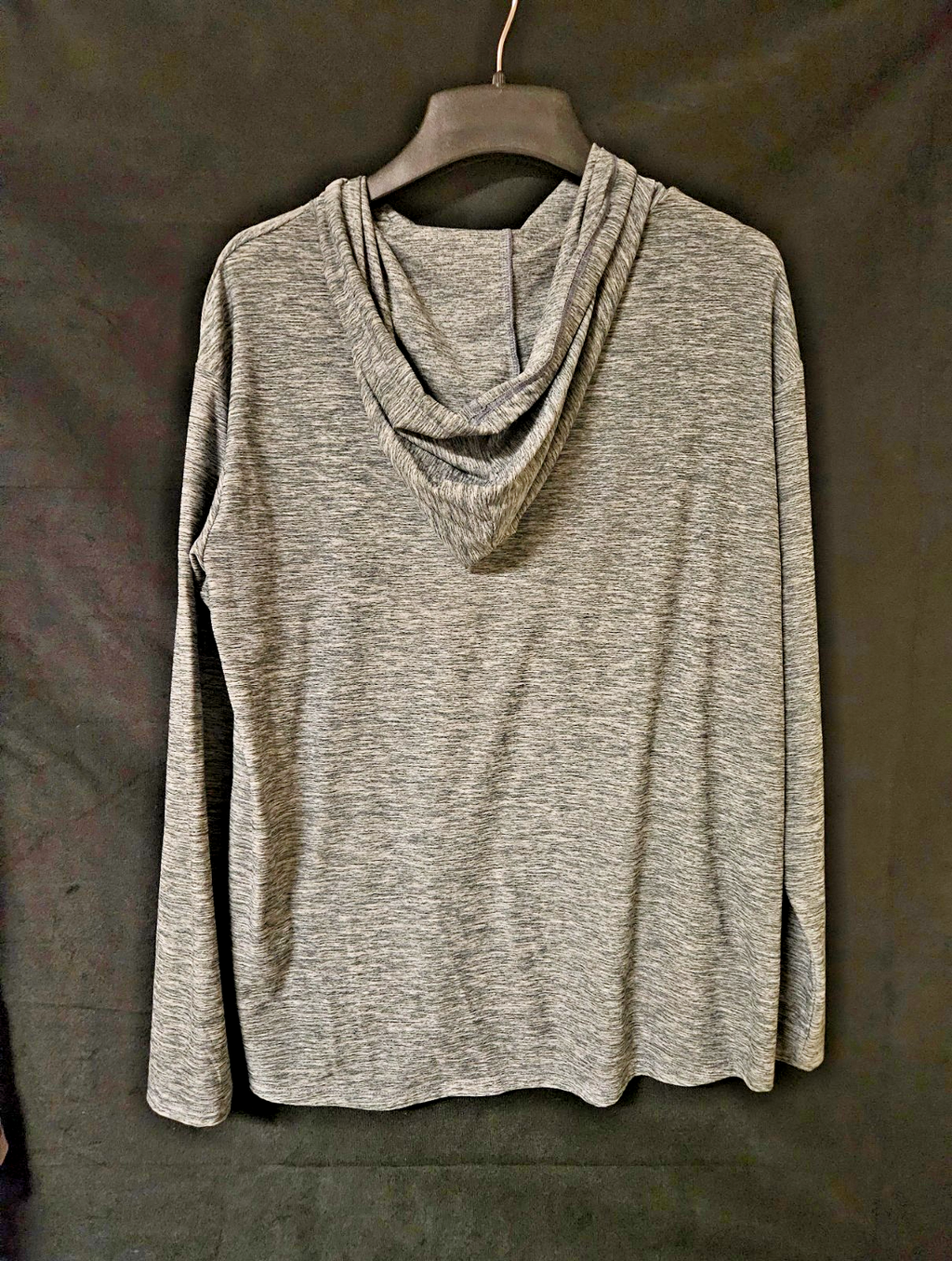 WOMEN'S MEDIUM 32 DEGRESS COOL HOODED SWEATSHIRT NWOT