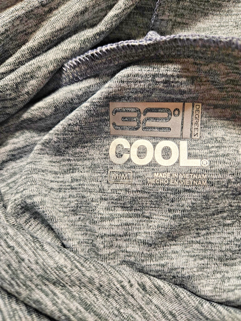 WOMEN'S MEDIUM 32 DEGRESS COOL HOODED SWEATSHIRT NWOT