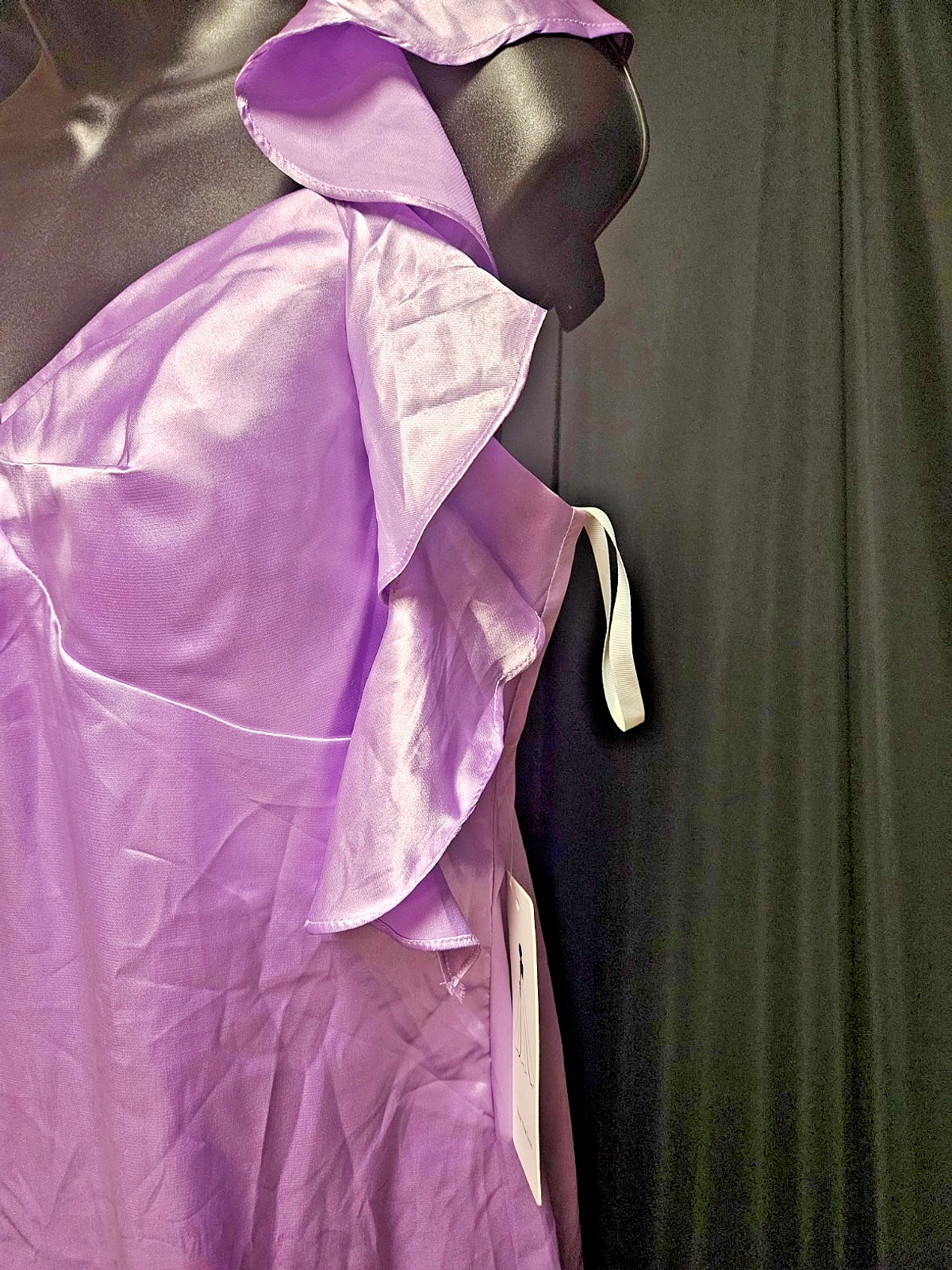 SIZE 8/10 M SHORT SATIN RUFFLED FORMAL COCKTAIL/PROM GOWN NWT LAVENDAR/PINK