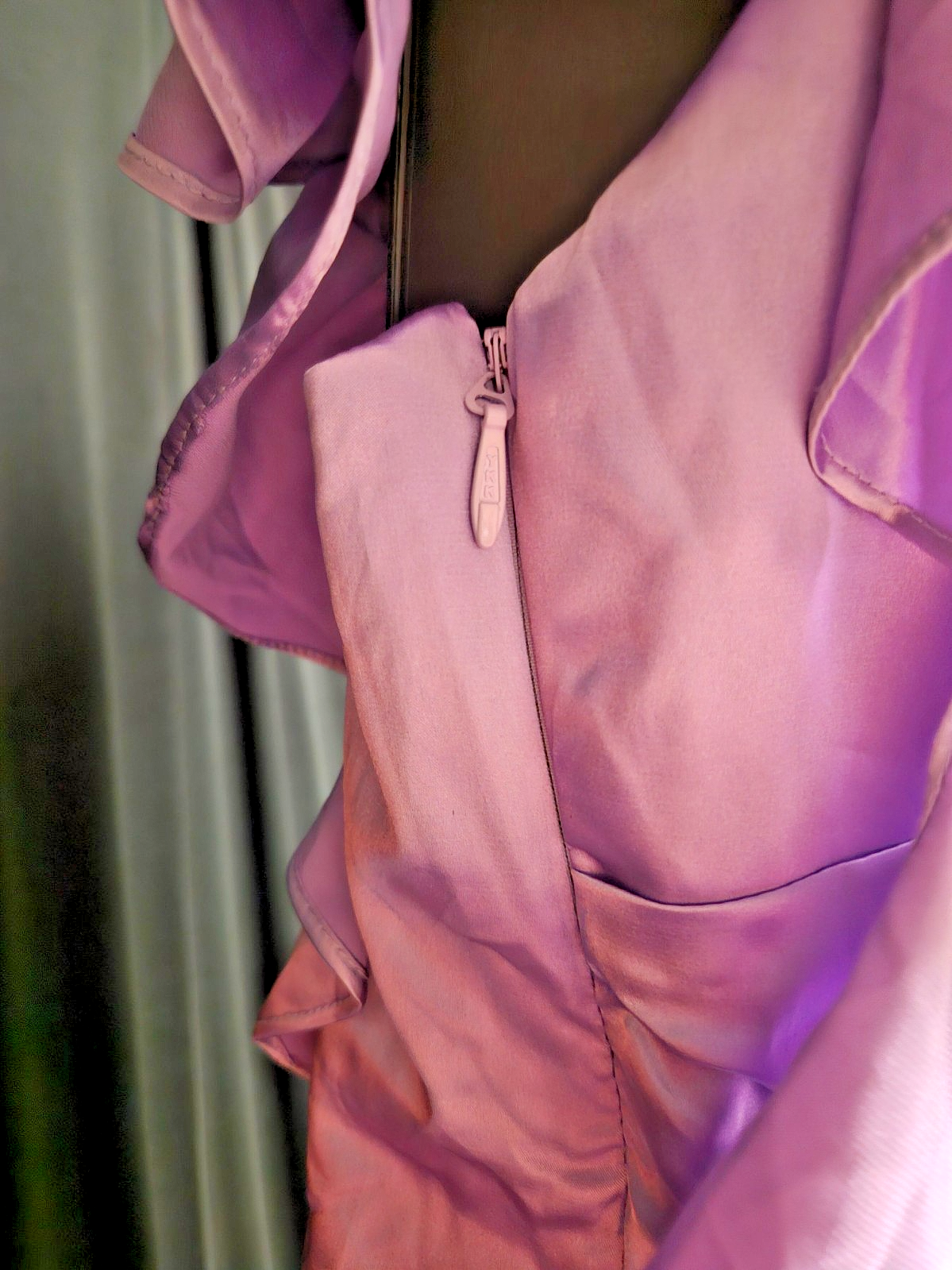 SIZE 8/10 M SHORT SATIN RUFFLED FORMAL COCKTAIL/PROM GOWN NWT LAVENDAR/PINK