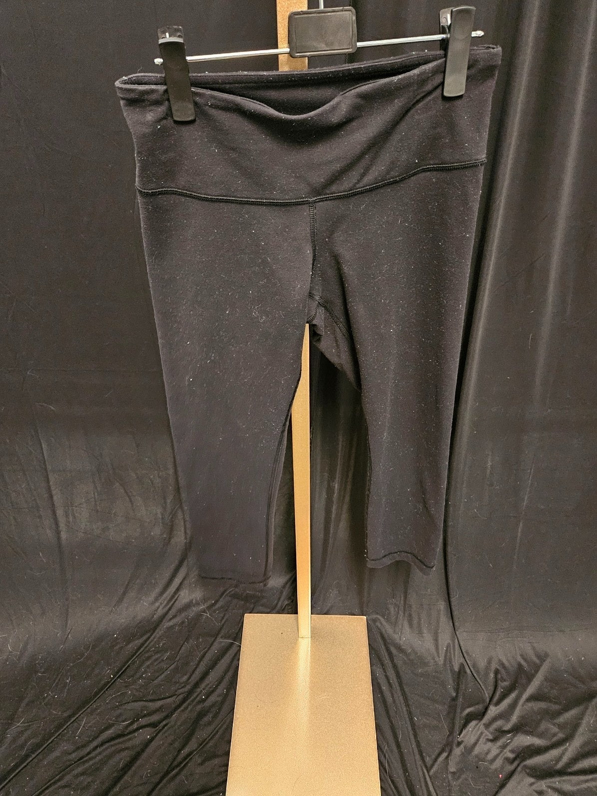 LULULEMON Size 6 Black Align Crop 21” Leggings Capri Nulu Womens
