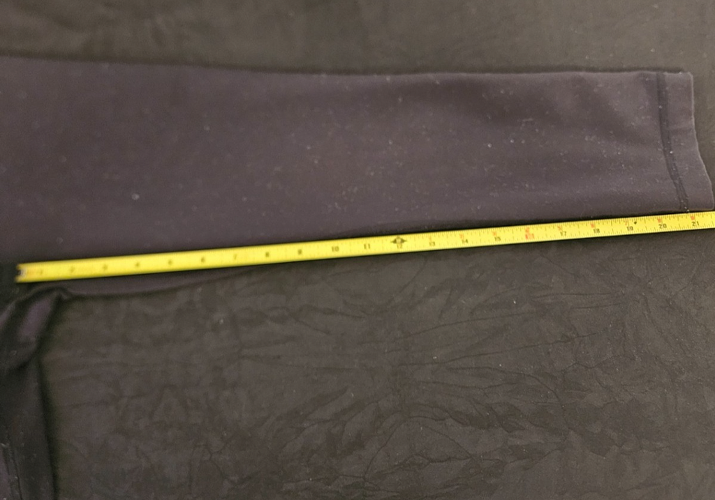 LULULEMON Size 6 Black Align Crop 21” Leggings Capri Nulu Womens