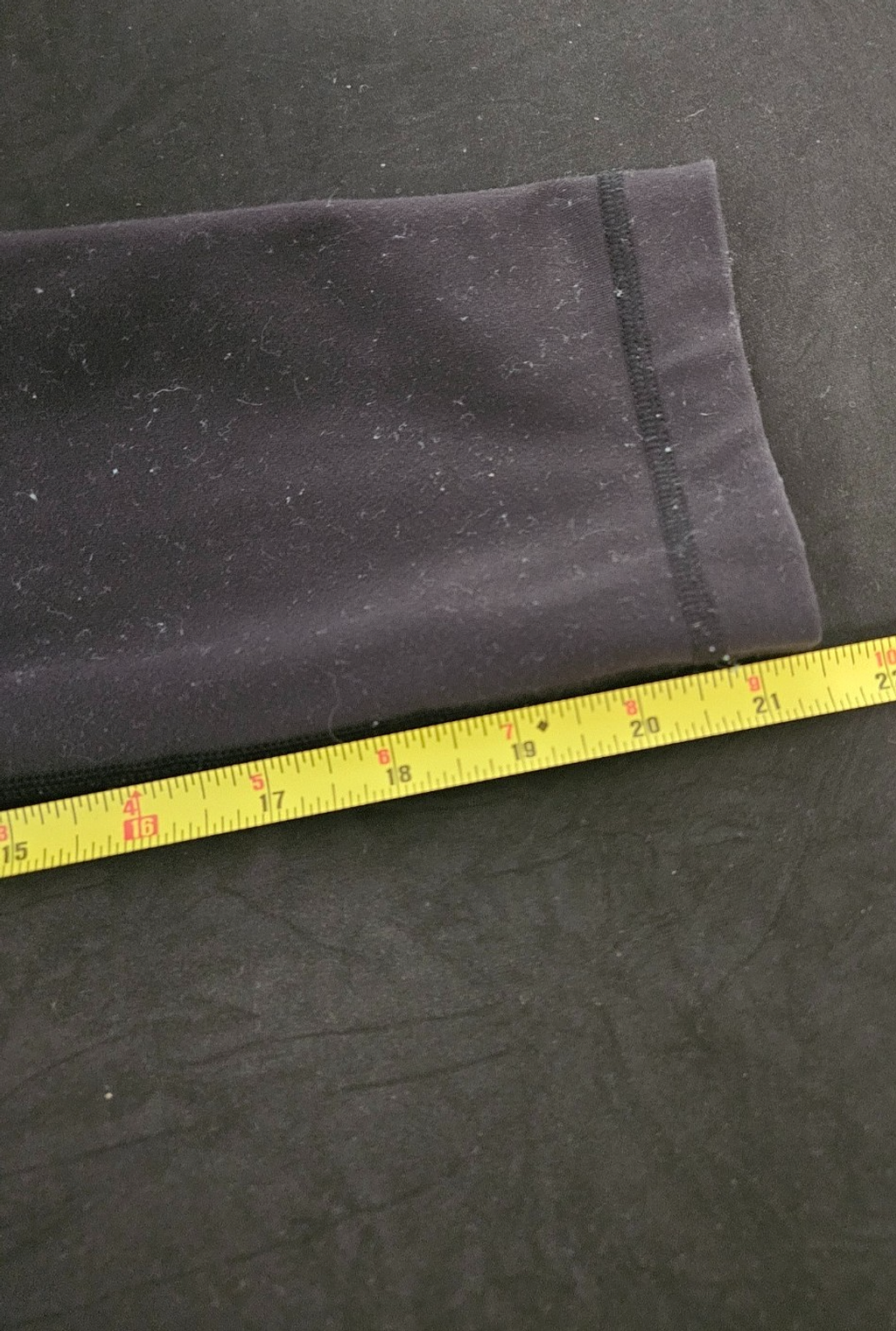 LULULEMON Size 6 Black Align Crop 21” Leggings Capri Nulu Womens