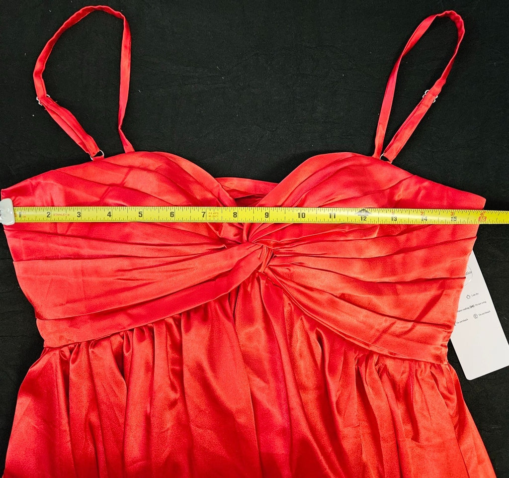FORMAL WEAR WOMEN S RED SATIN BABYDOLL GOWN SHORT SIZE XS WILL FIT SMALL