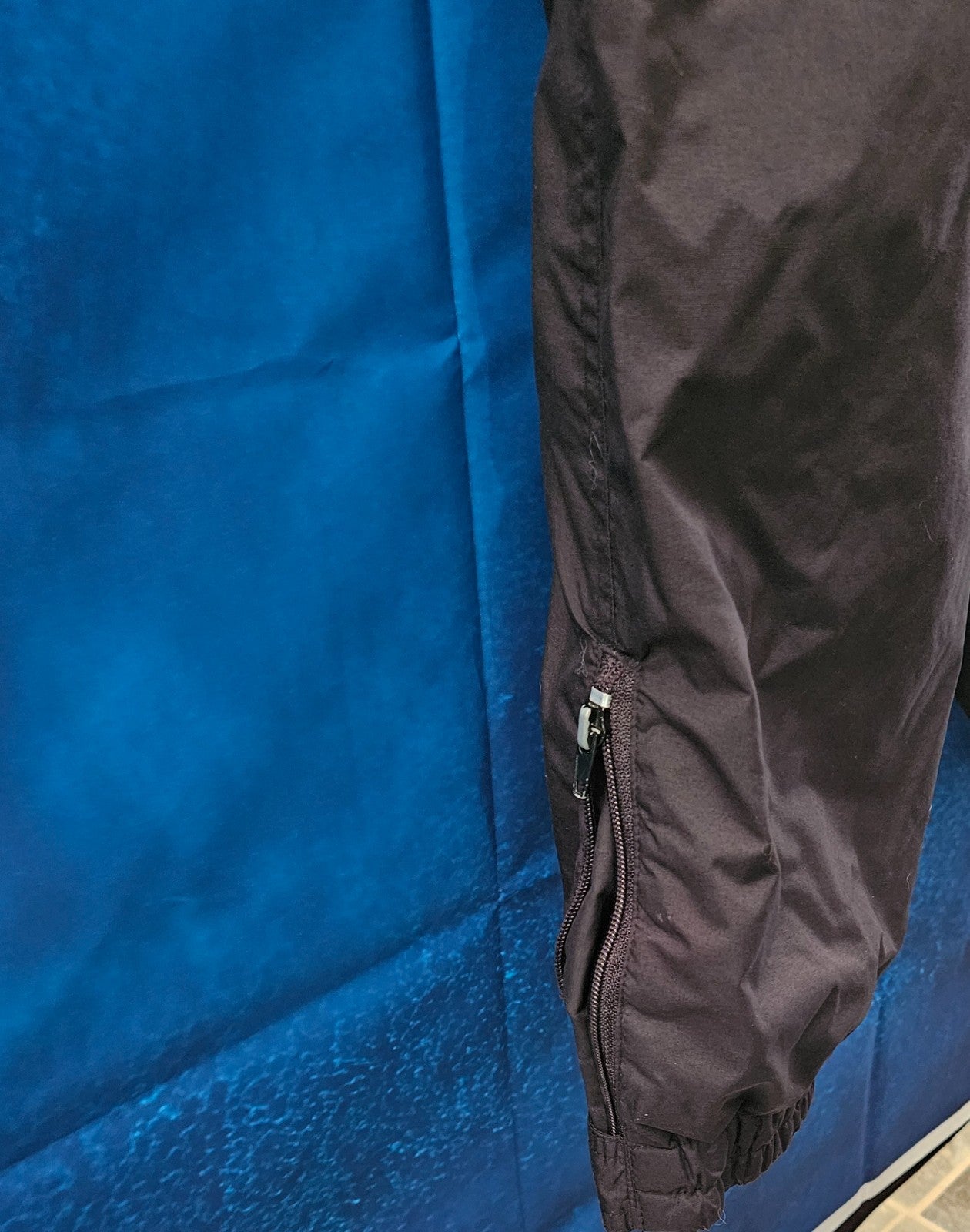 OLD NAVY WOMEN'S PUFFER JACKET BLACK SM & SKI GEAR SNO PANT L BUNDLE