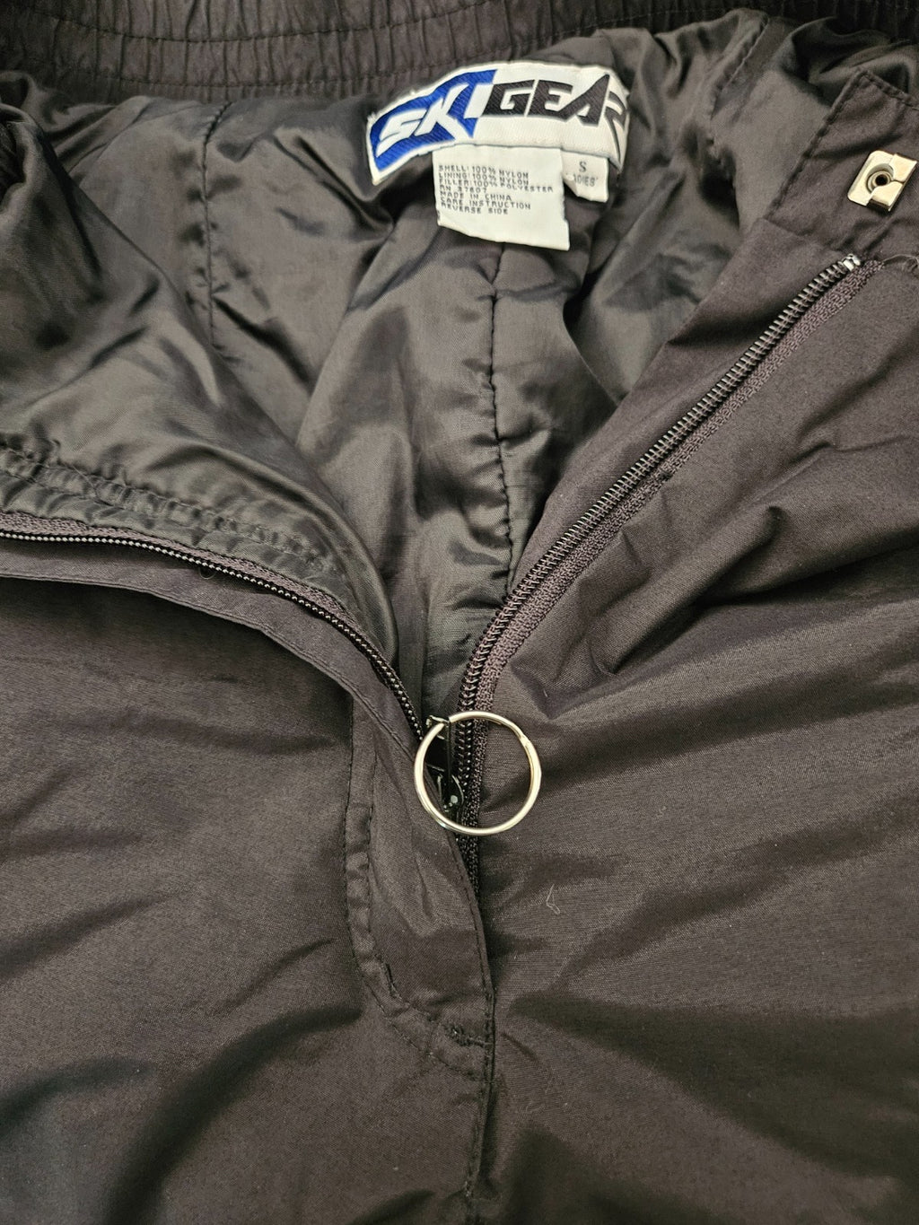 OLD NAVY WOMEN'S PUFFER JACKET BLACK SM & SKI GEAR SNO PANT L BUNDLE