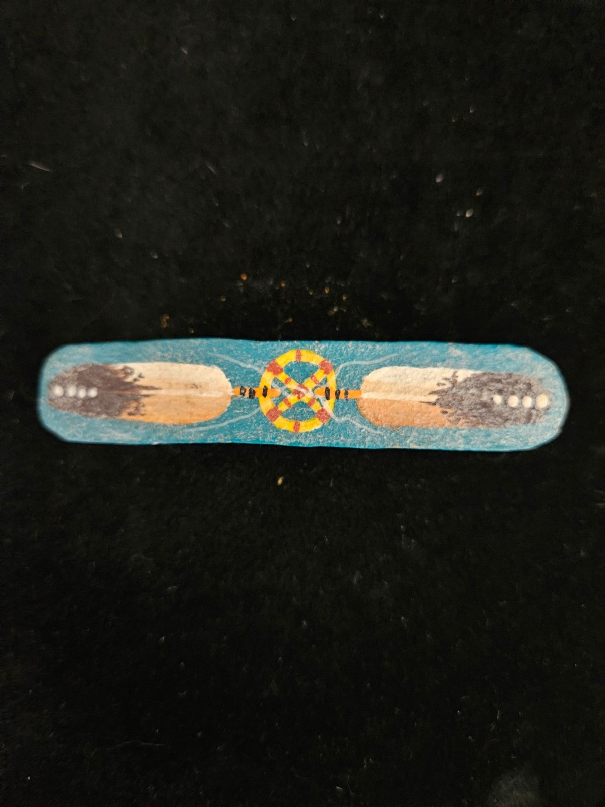 NATIVE AMERICAN OJIBWE TRIBE RAWHIDE BARRETTE PAINTED BY ALAN WHITE