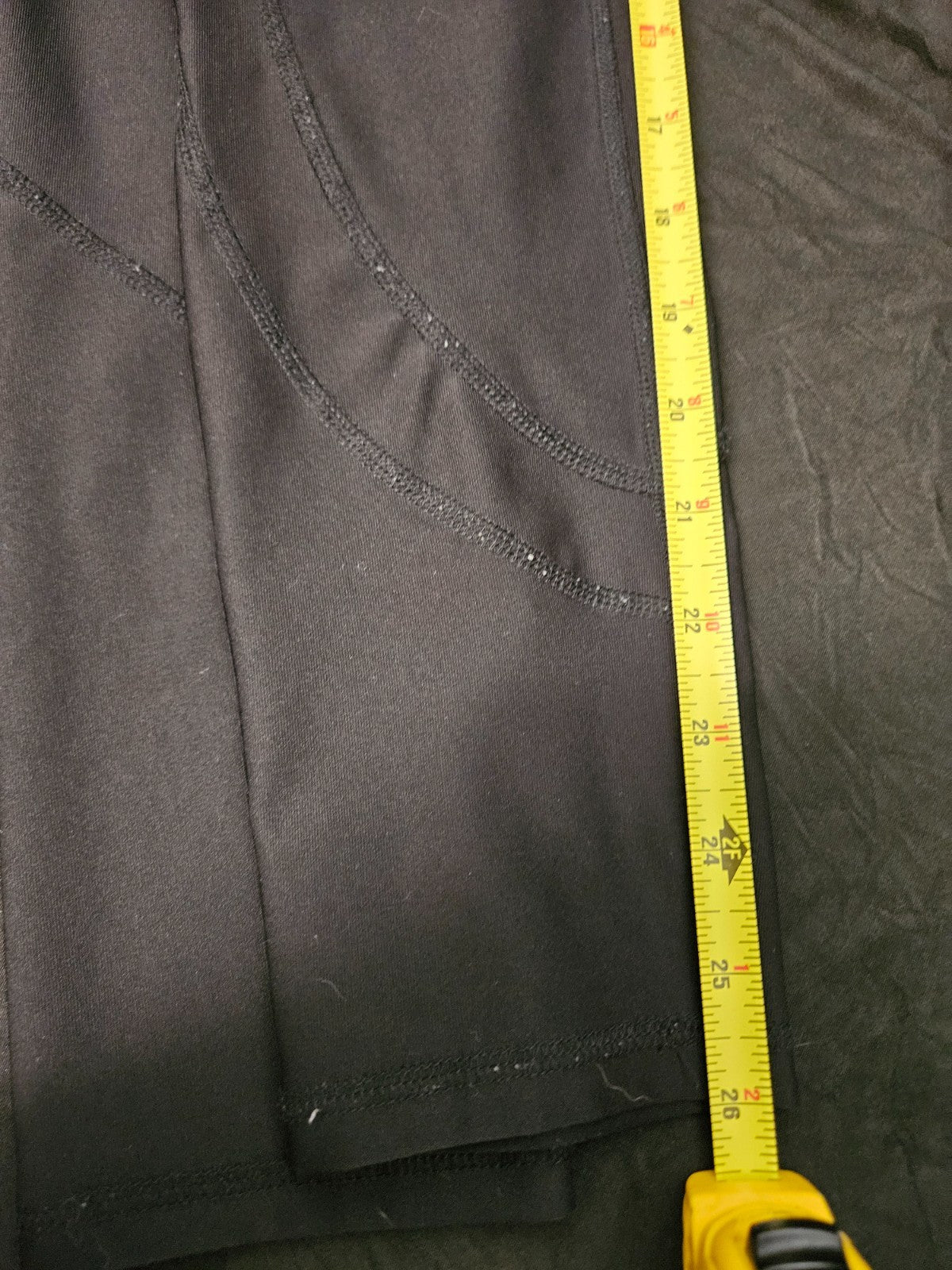 4 pr. WOMEN'S BLACK LEGGING BUNDLE SIZE MED BUTTLIFTING, CAPRI, ANKLE