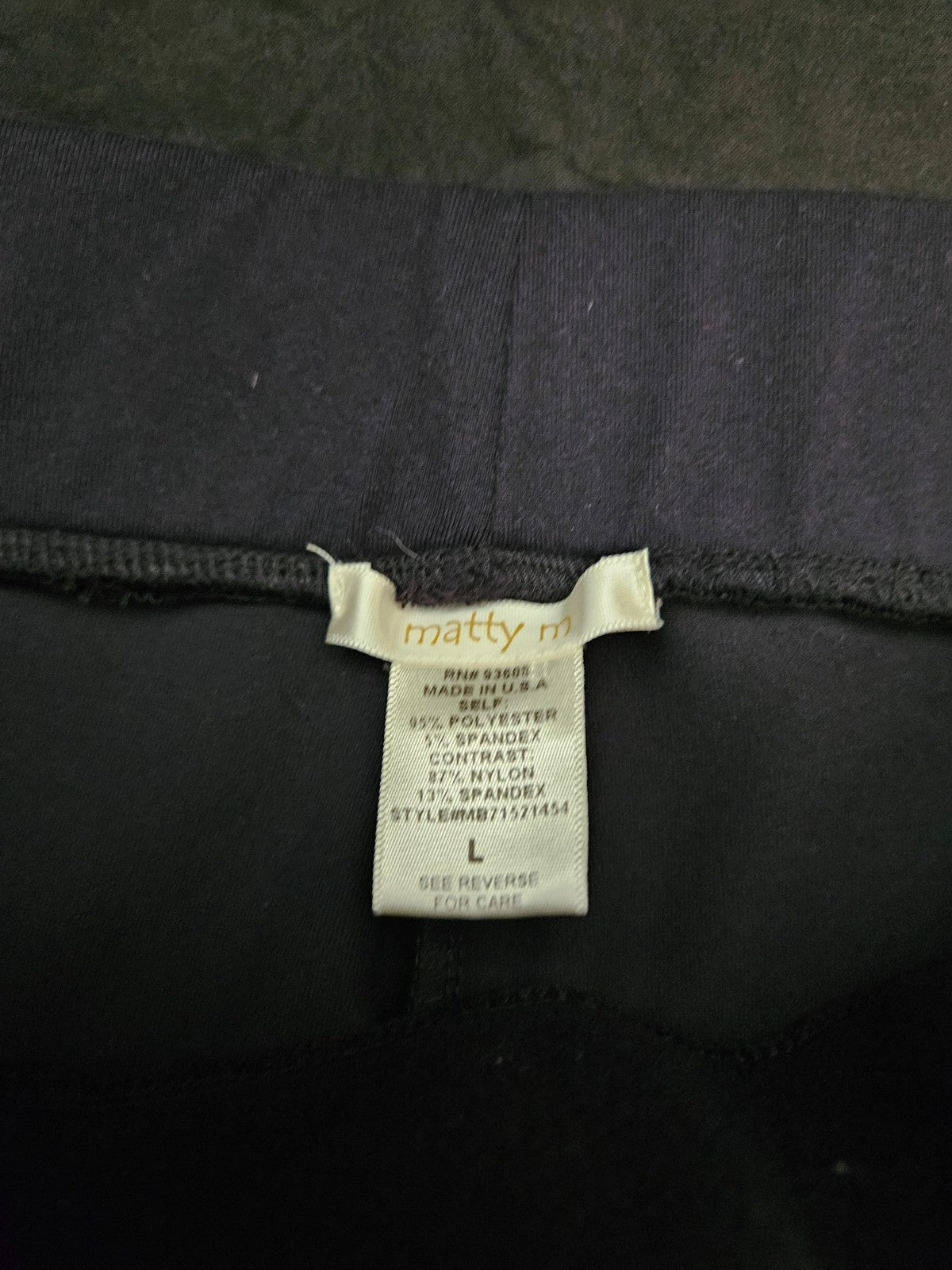 4 pr. WOMEN'S BLACK LEGGING BUNDLE SIZE MED BUTTLIFTING, CAPRI, ANKLE