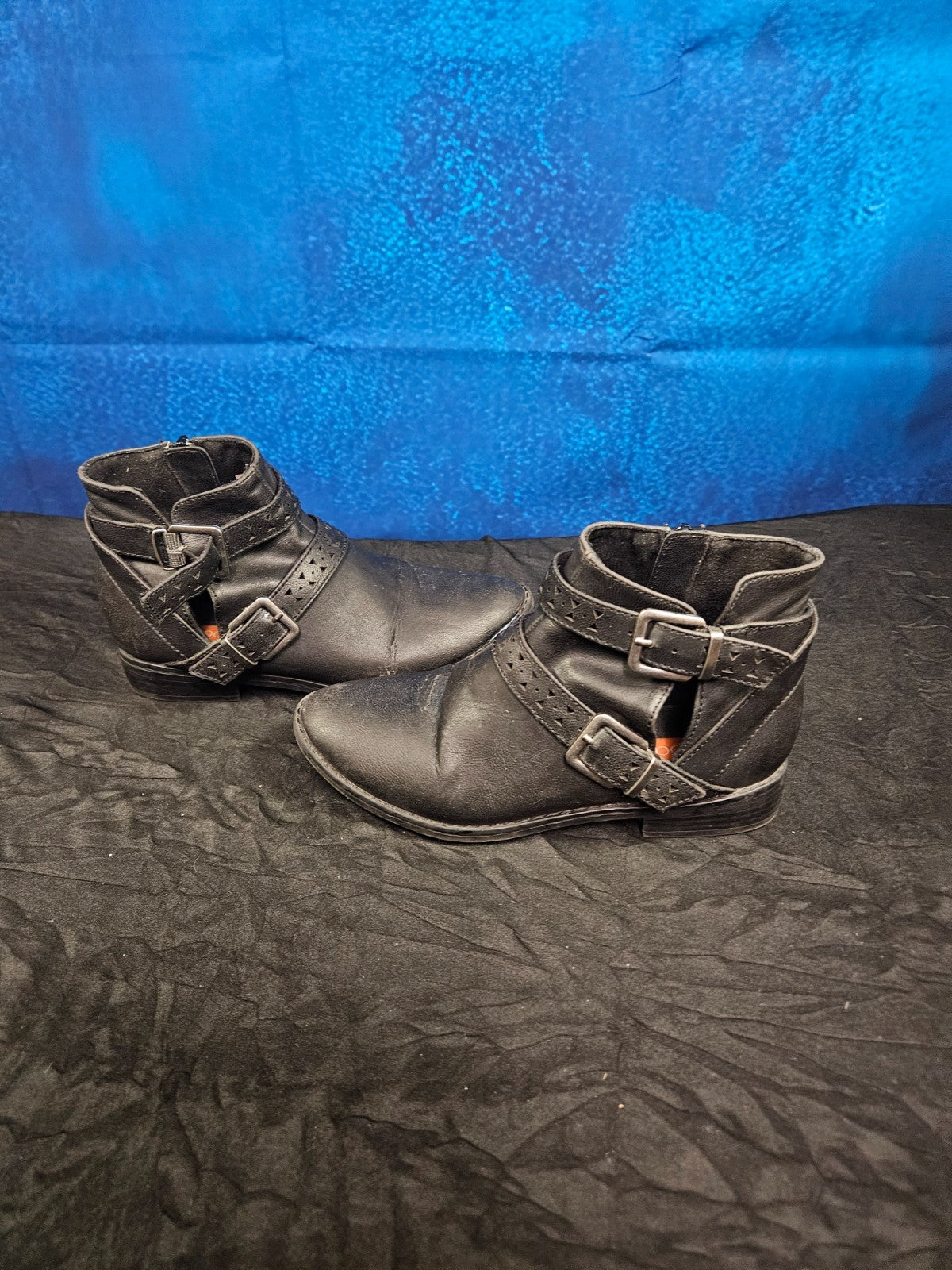 WOMEN'S SIZE 6/6.5 BOOTIE BUNDLE LEATHER ROCKET DOG-BLACK, SHOEDAZZLE-TAN
