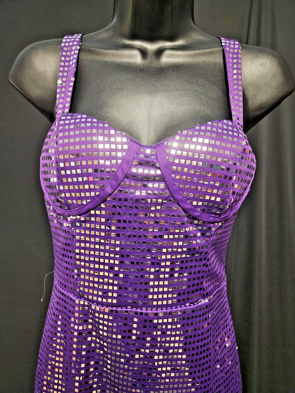 PURPLE SEQUINED SIZE 4 SHORT PROM/COCKTAIL DRESS NWOT