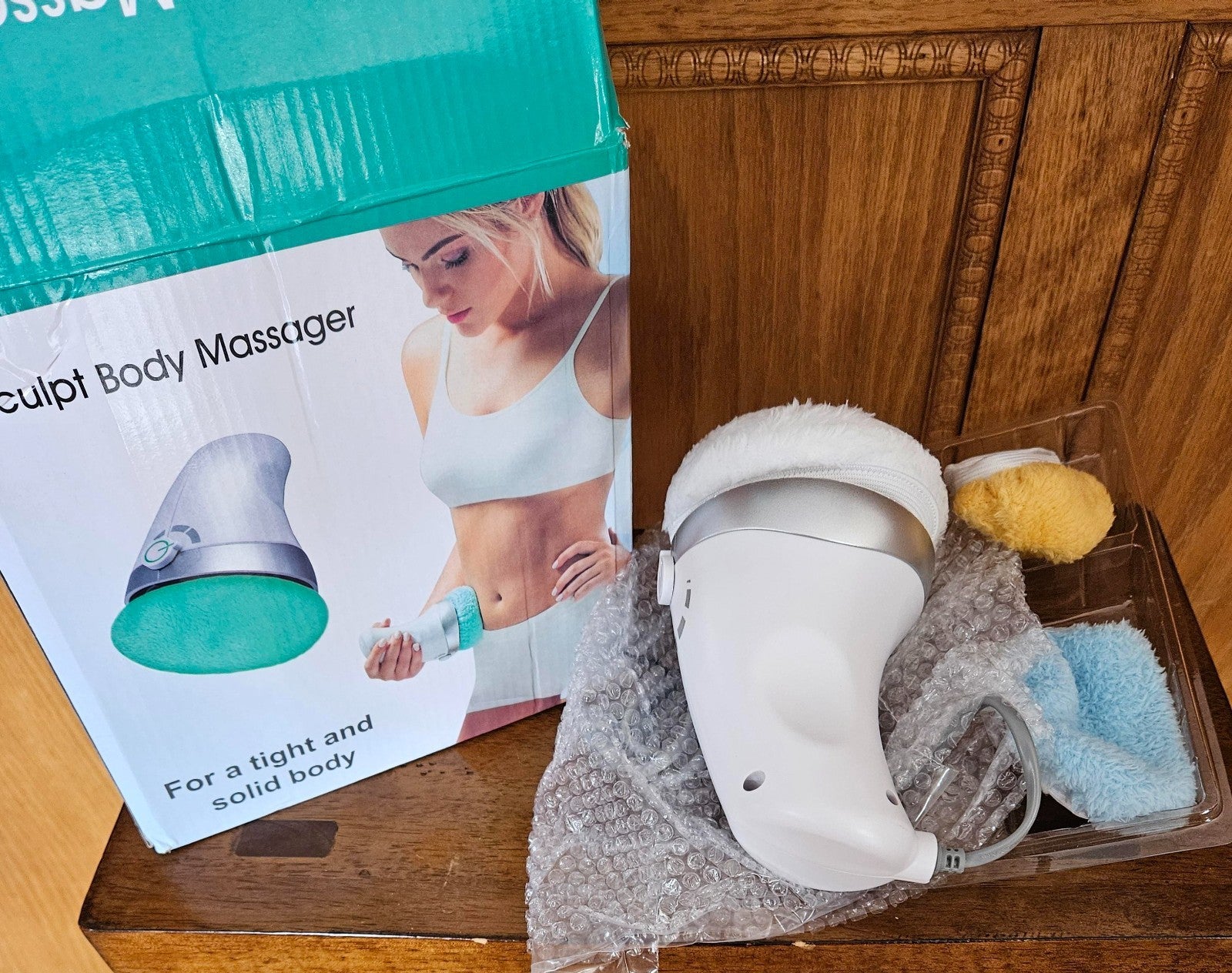 BODY SCULPT/MASSAGER ELECTRIC /CORDED NEW IN BOX