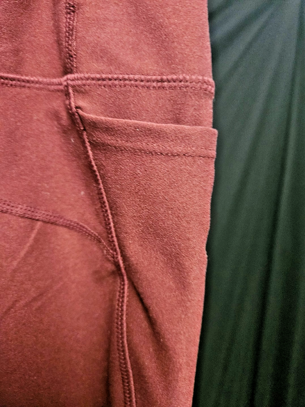 MONDETTA HIGH WAISTED POCKET ACTIVE LEGGINGS MAROON NWT SIZE SMALL NWT