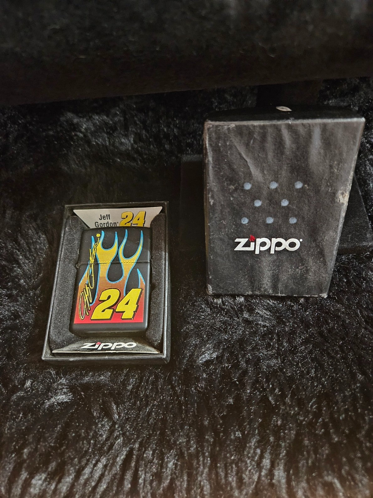 2004 JEFF GORDON #24 FLAMES NASCAR ZIPPO LIGHTER  IN BOX UNUSED WITH SOME FLAWS