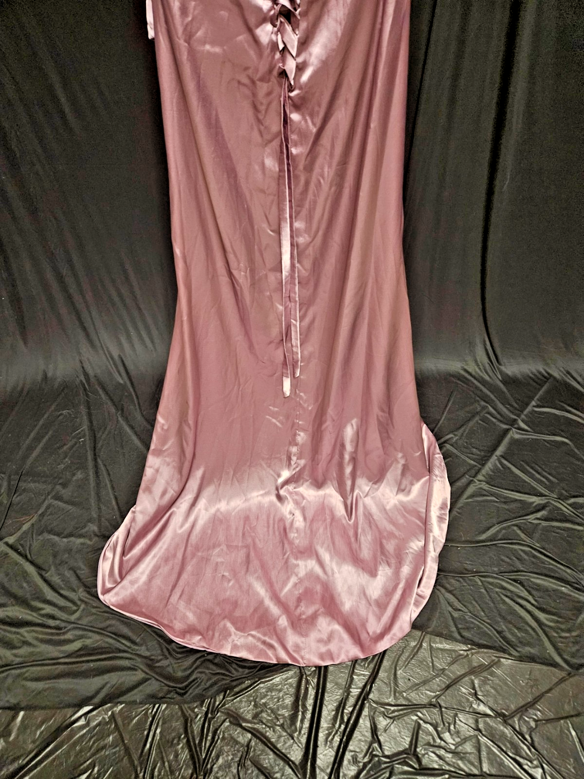 SIZE 14 LAVENDAR/PINK SATIN RUCHED CORSET HALTER FORMAL GOWN LONG TRAIN NWOT