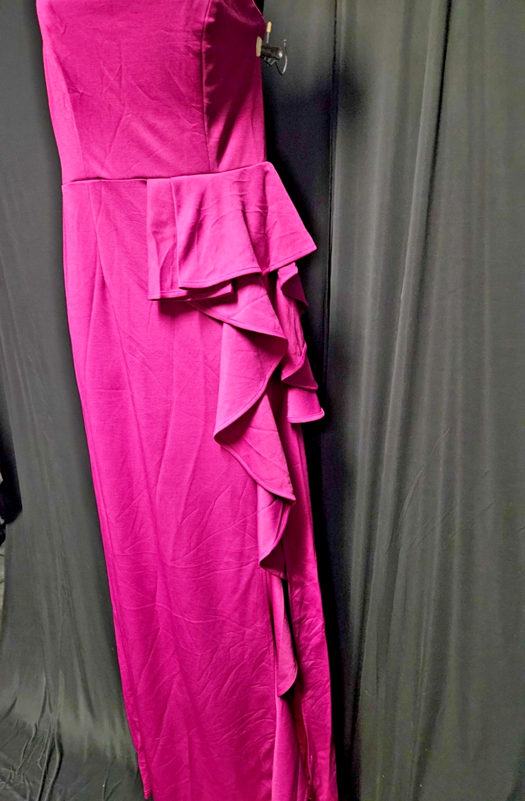 FAERIESTY ONE SHOULDER RUFFLED SCUBA GOWN PROM/FORMAL SIZE 8 NWT FUCHSIA/MAGENTA
