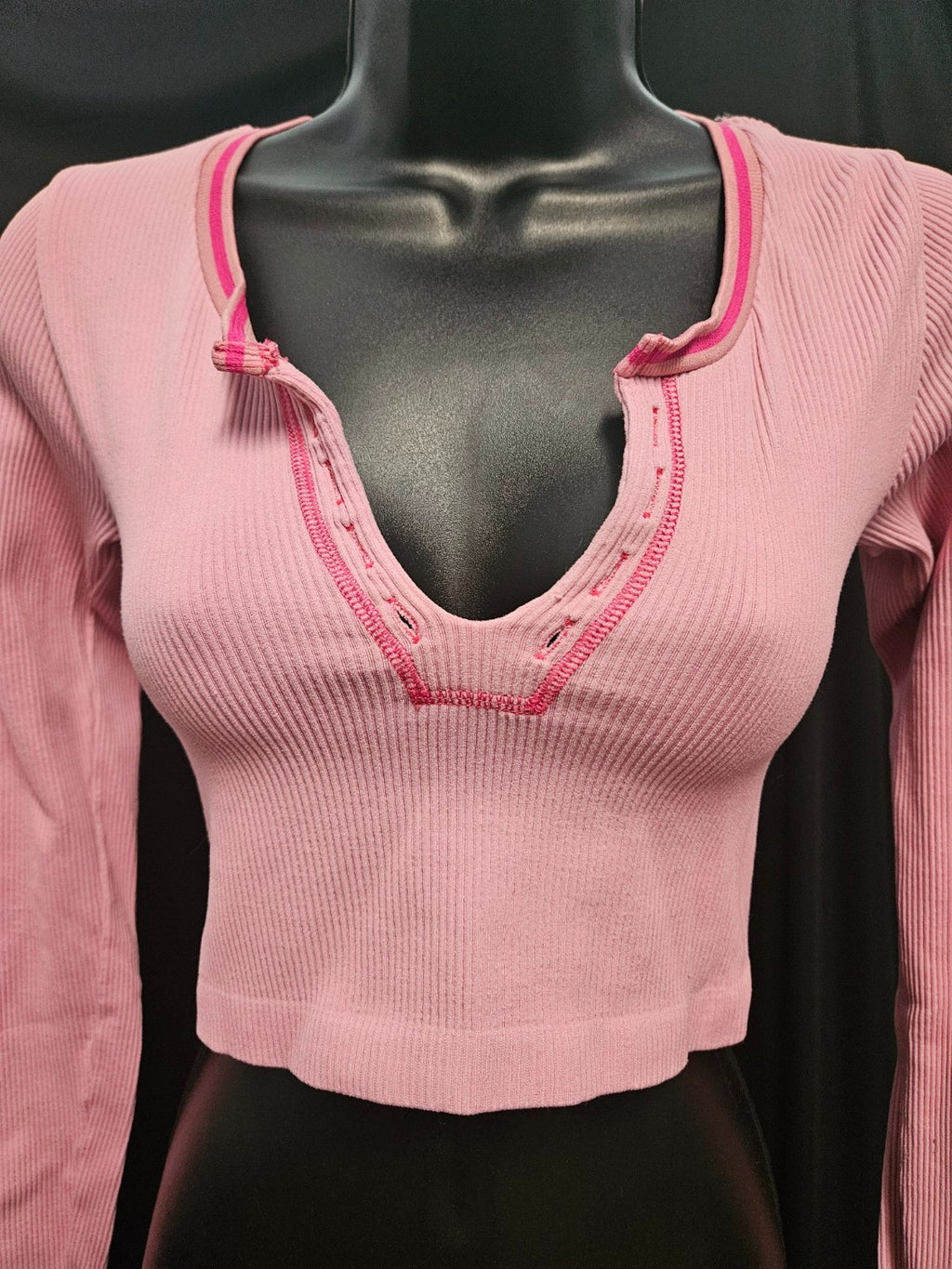 URBAN OUTFITTERS OUT FROM UNDER RIBBED CROP HENLEY PINK SZ MED