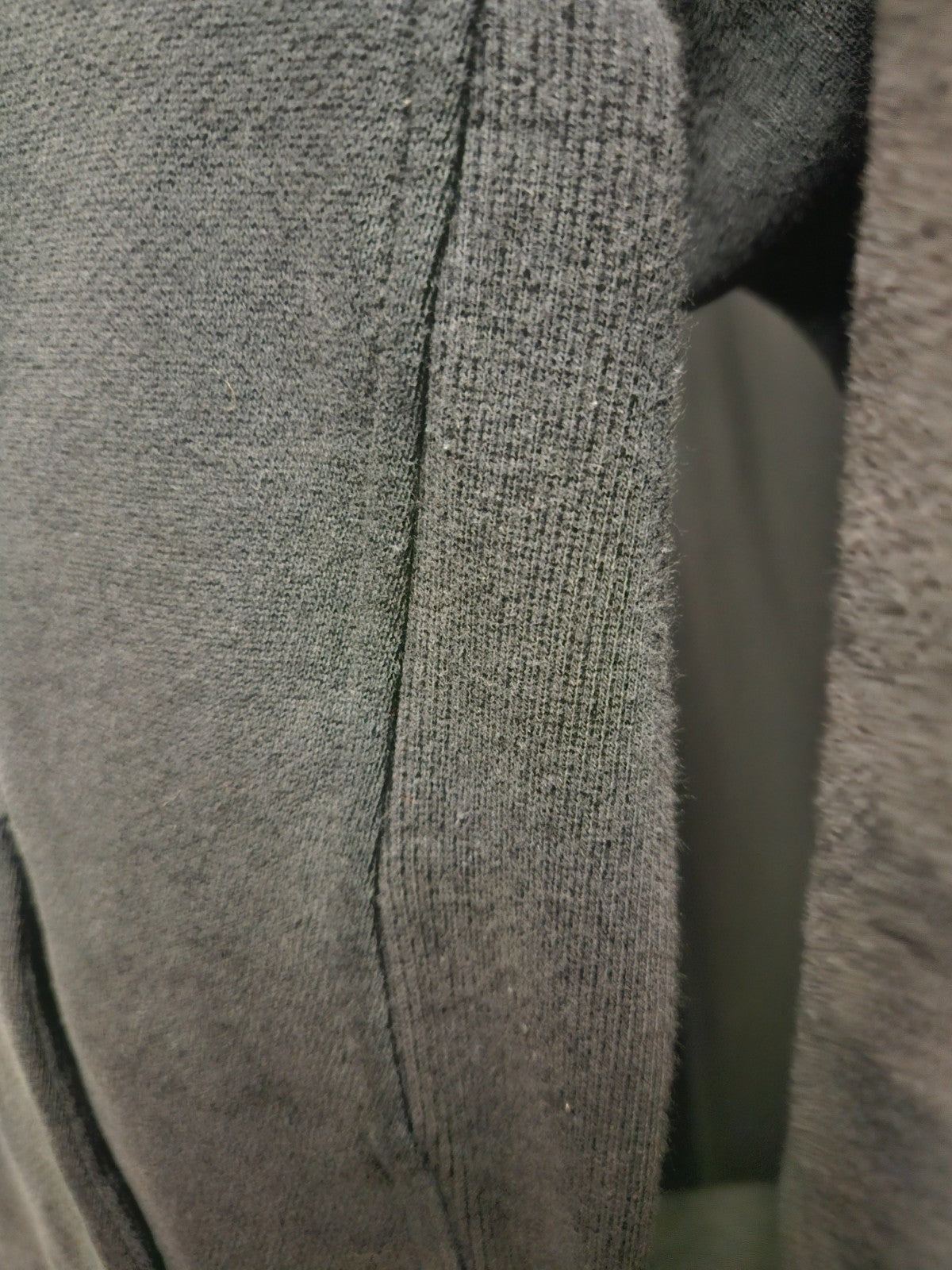 LULULEMON SIZE 6 BLACK SCUBA ZIP UP JACKET SOME FADING