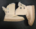 UGG TURNLOCK CLASSIC BOOT WOMEN'S SIZE 6 MID CALF