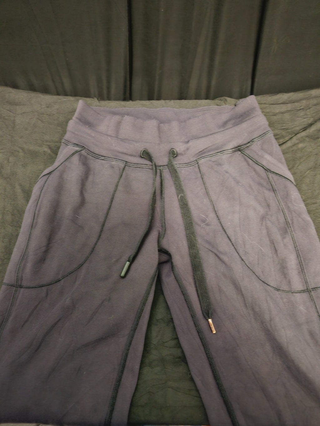 Lululemon Women’s  Align Black Jogger With Drawstring Size 6