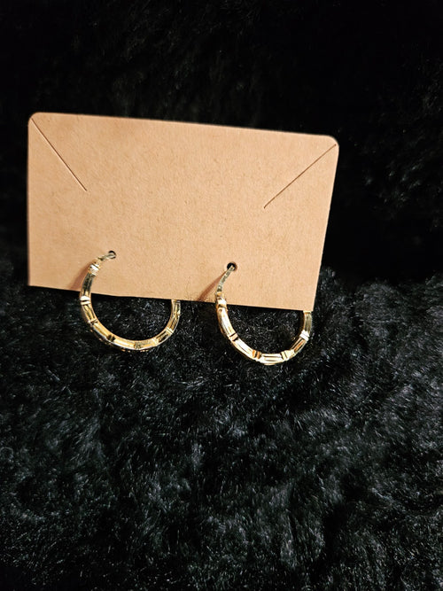 10K YELLOW GOLD BAMBOO STYLE 3/4 inch dia. HOOP EARRINGS PRE-OWNED