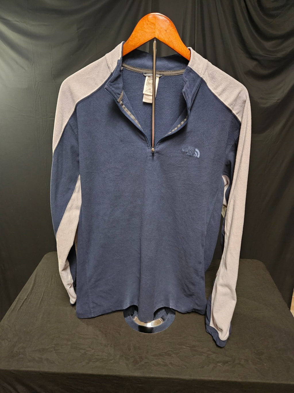 THE NORTH FACE MEN'S SIZE LARGE  1/4 ZIP PULLOVER GRAY/BLUE