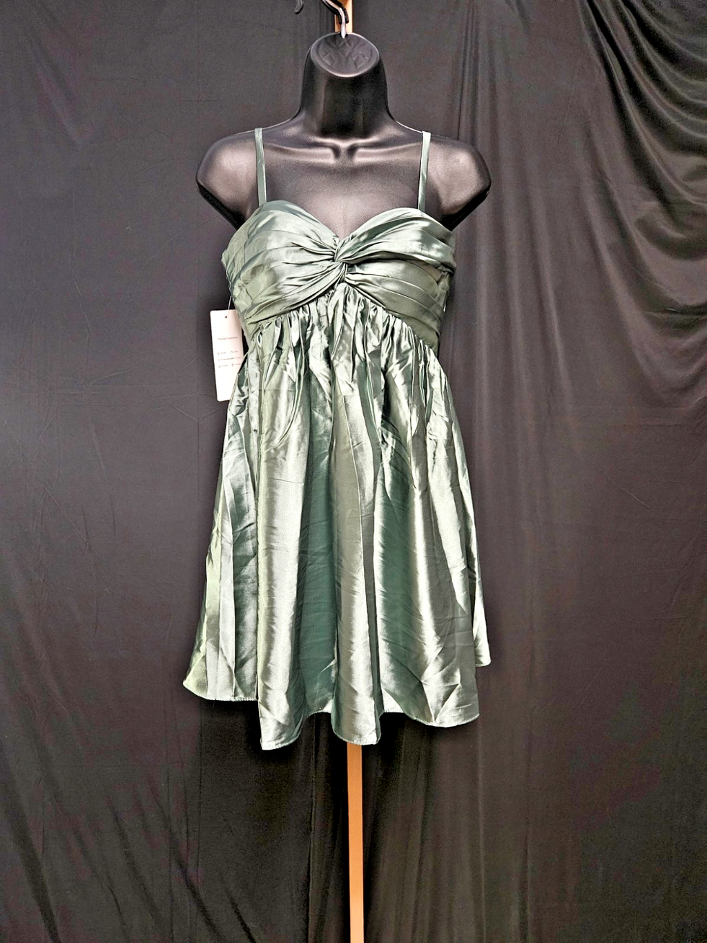 SAGE GREEN SATIN BABYDOLL FORMAL/COCKTAIL/PROM DRESS SIZE 4