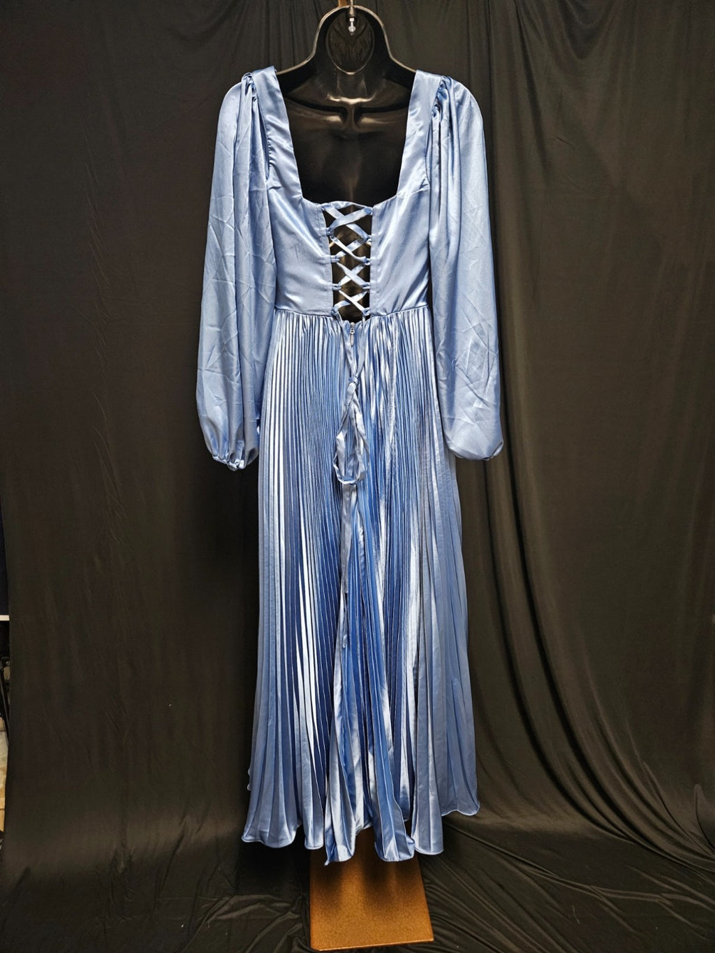 FAERIESTY LONG SLEEVE CORSET/ZIP BACK SIZE SMALL BLUE SATIN PLEATED GOWN NWT