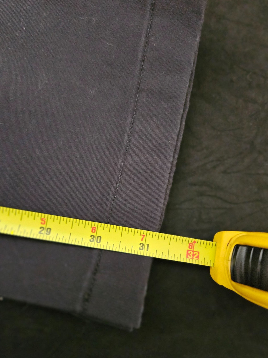 WOMEN'S SIZE 8 SHORT 40 GRIT BLACK CARGO WORK PANTS NWOT