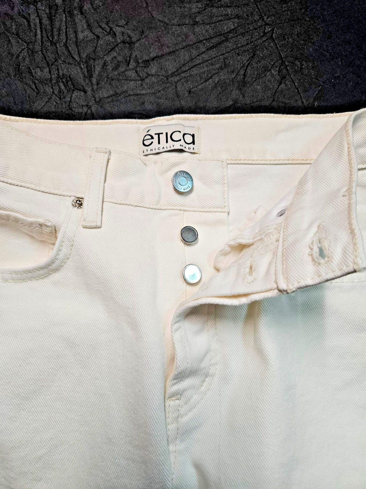 Women s ETICA Wide Leg Beige Jeans Size 25 button fly