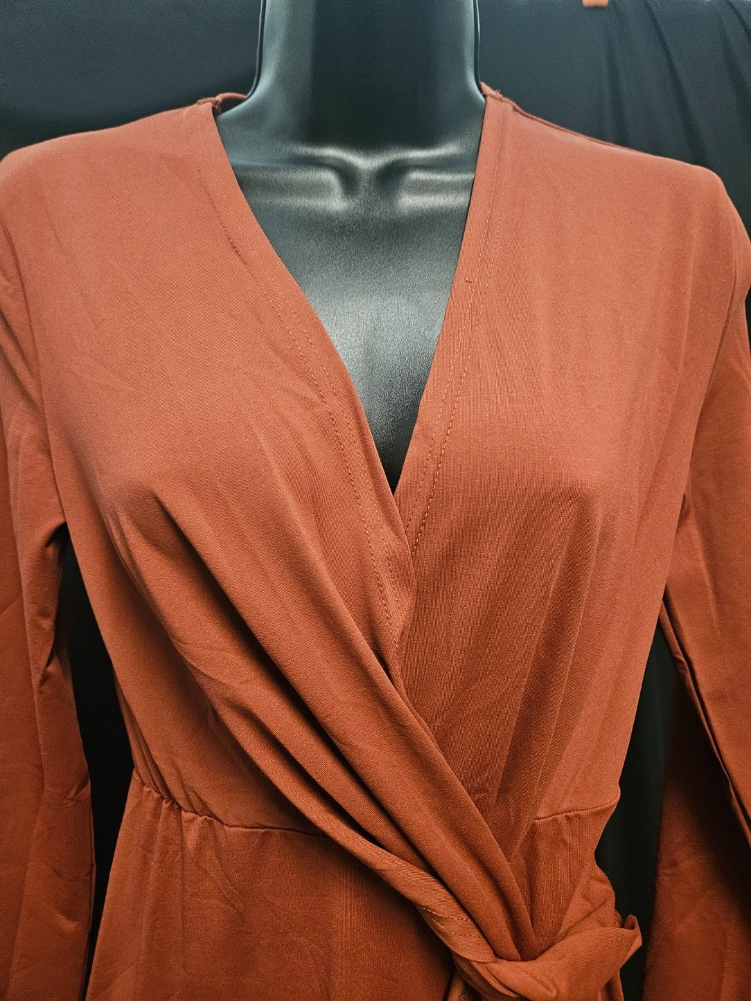 HALARA SIZE XS MAXI TIE DRESS RUST COLOR LONG SLEEVE NWT