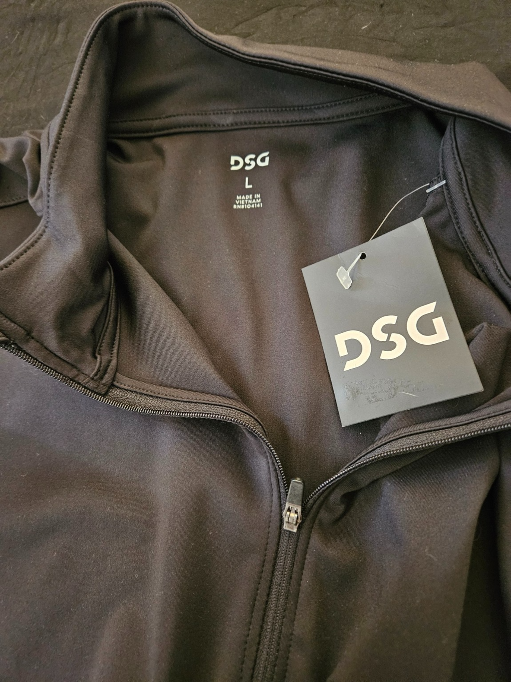 MEN'S DSG SZ L 1/2 ZIP BLACK PULLOVER ACTIVE PULLOVER  NWT