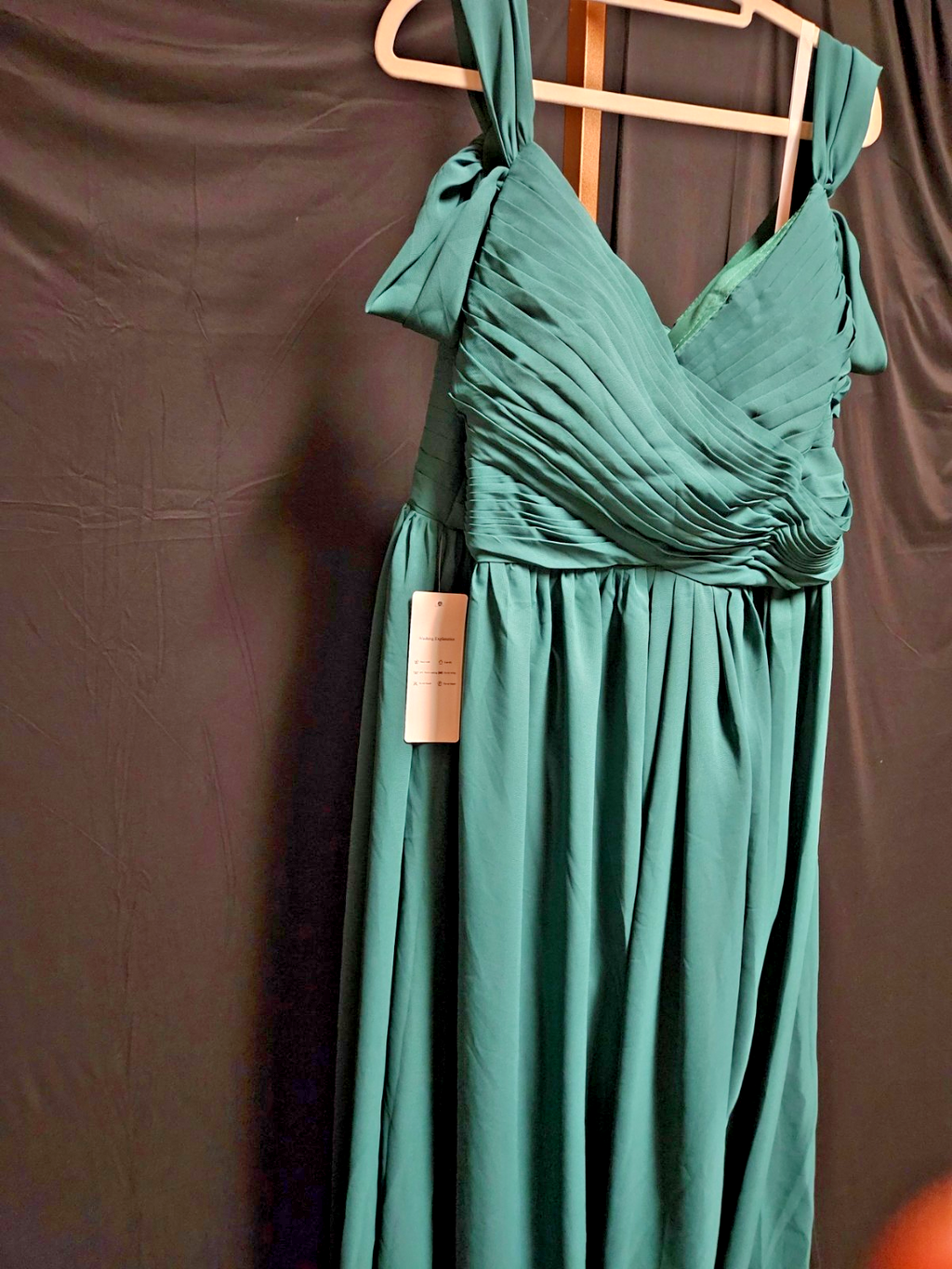 WOMEN'S SIZE 18 DARK GREEN CHIFFON OFF THE SHOULDER GOWN PROM/FORMAL NWT