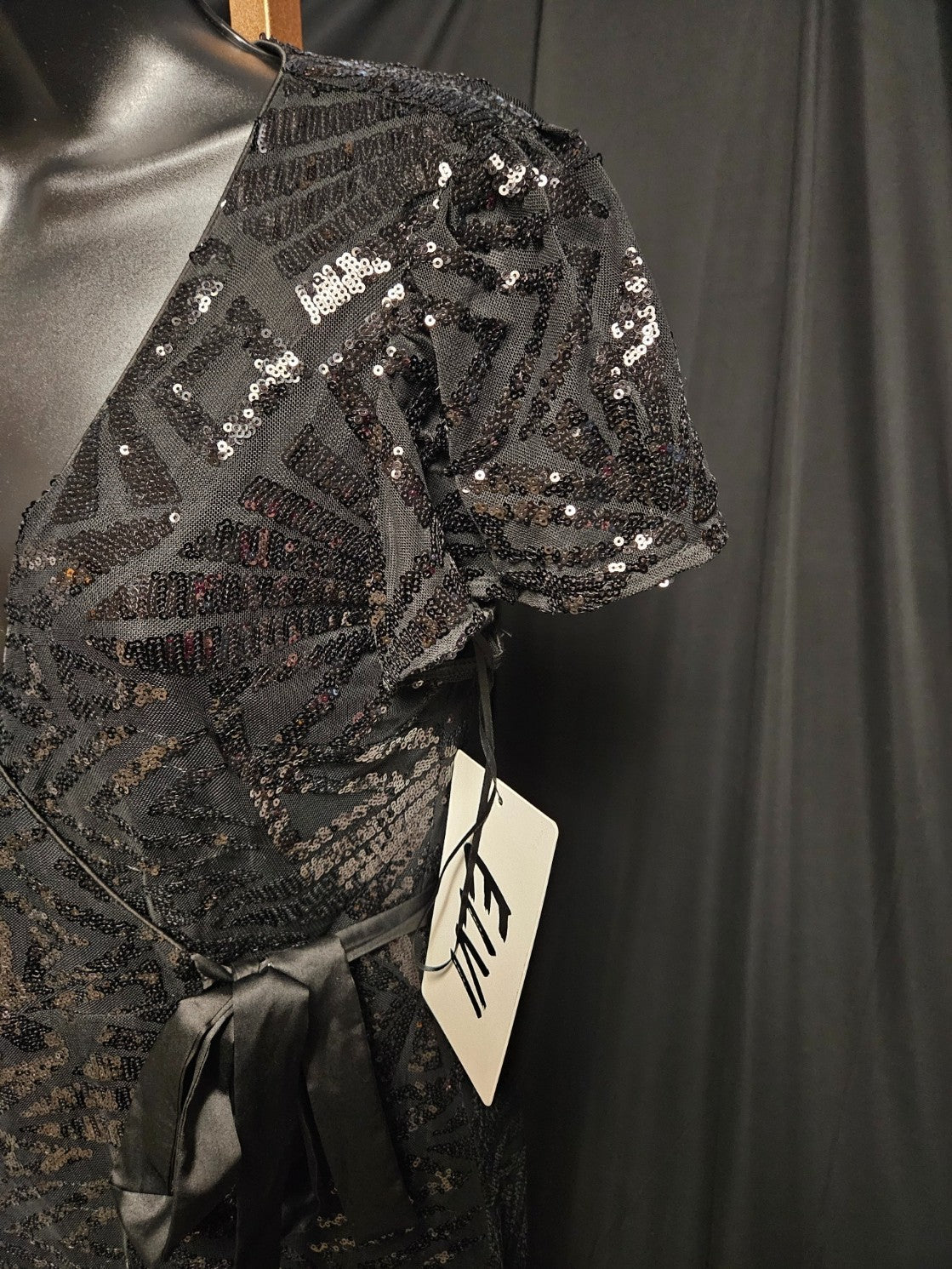 ELVI WOMENS SZ M BLACK SEQUIN WRAP SHORT COCKTAIL /PROM GOWN NWT