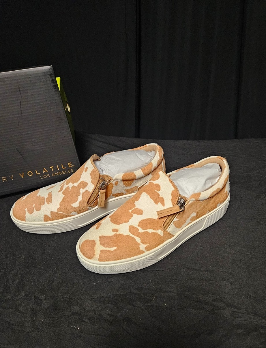 Very Volatile Women's Normande Sneaker Size 7 Tan White Cow Print Real Fur