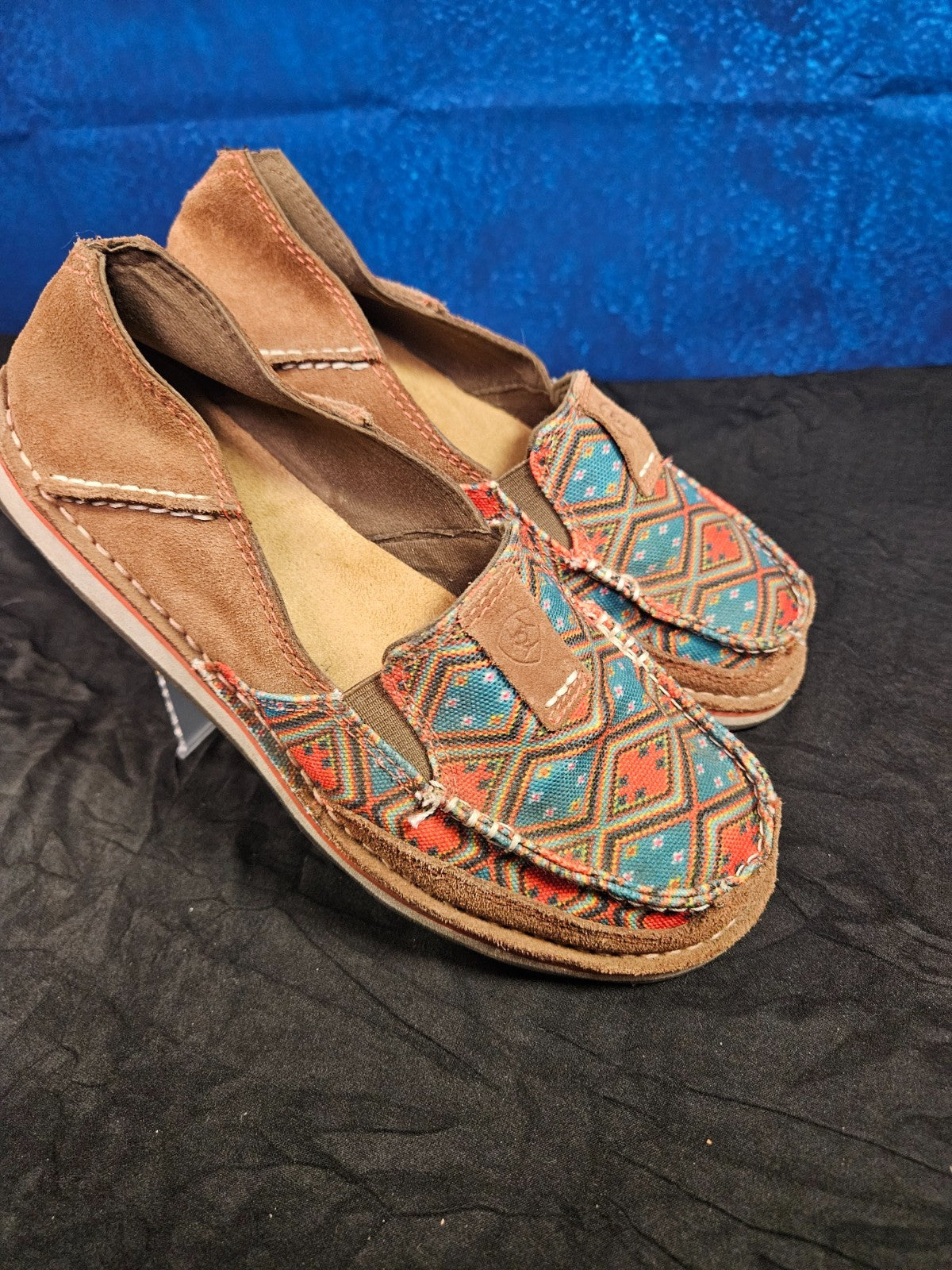 WOMEN'S ARIAT WESTERN MOCCASSINS SIZE 6.5 LEATHER/SOUTHWESTERN