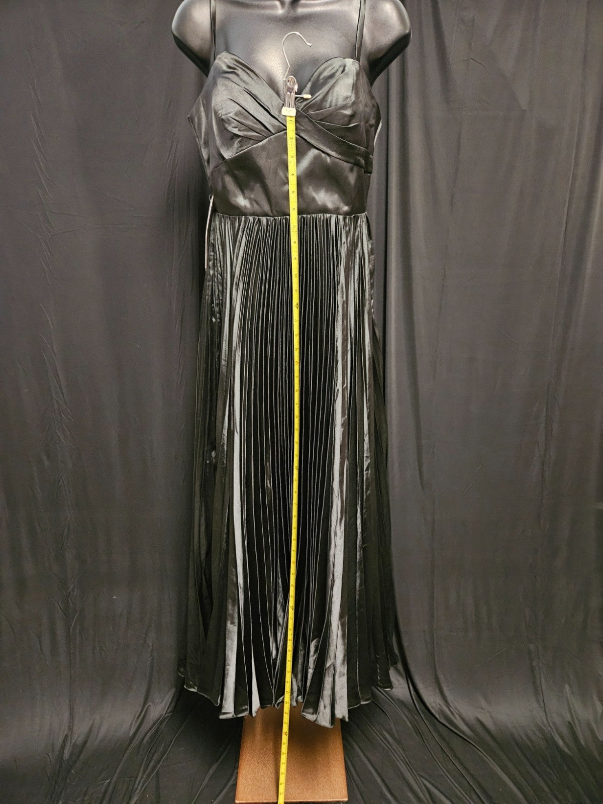 FAERIESTY FORMAL BLACK SATIN PLEATED CORSET GOWN SIZE SMALL
