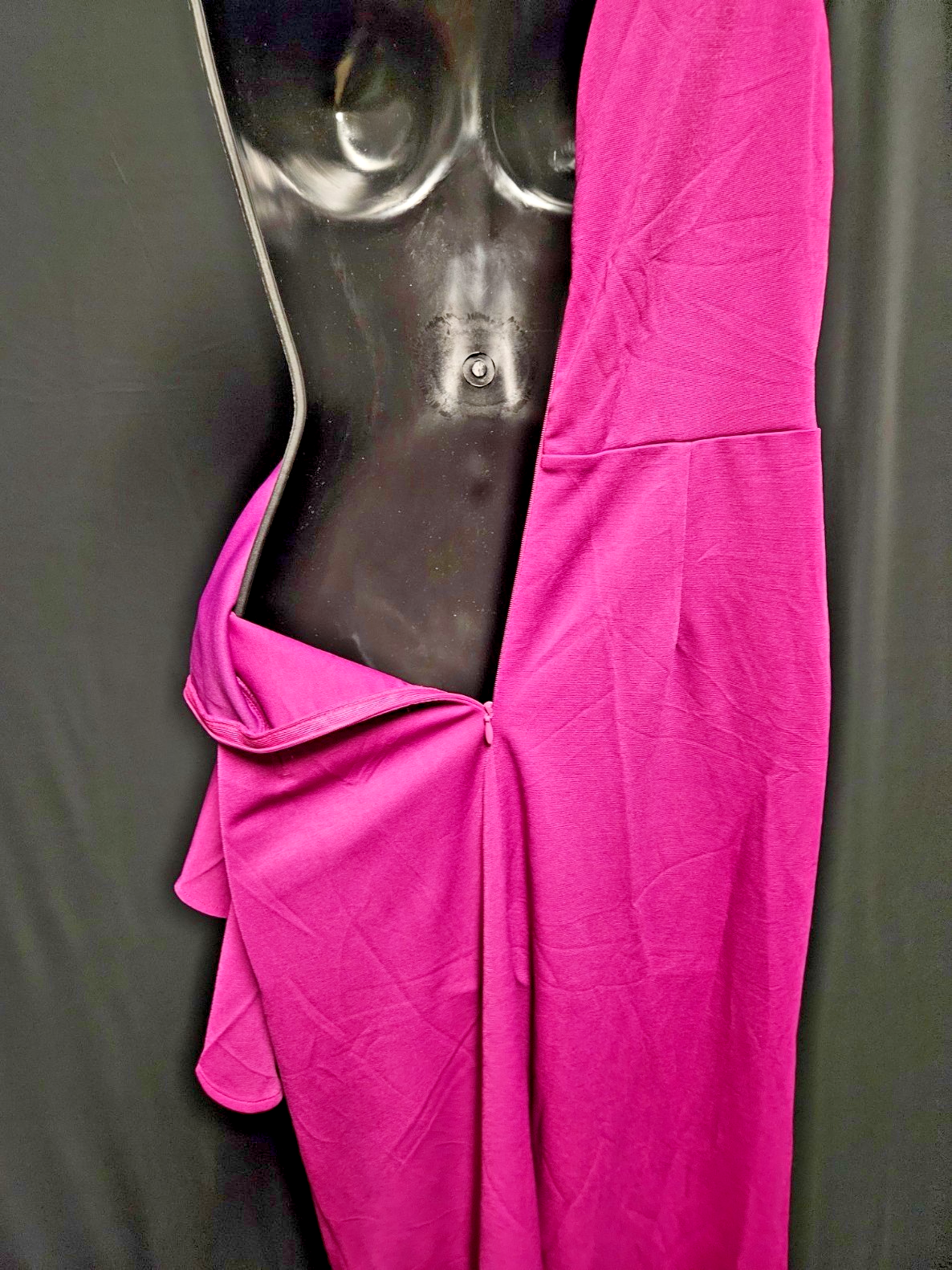 FAERIESTY ONE SHOULDER RUFFLED SCUBA GOWN PROM/FORMAL SIZE 8 NWT FUCHSIA/MAGENTA