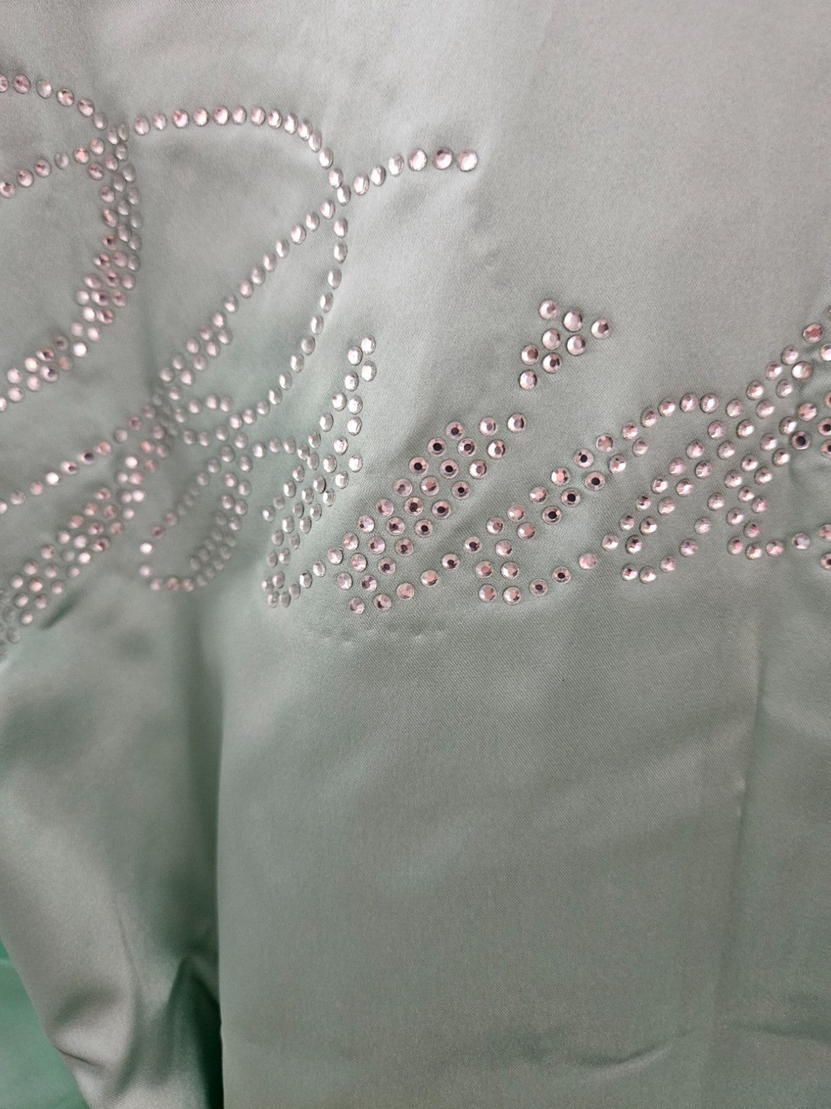 THE BUND AQUAMARINE SATIN/RHINESTONE SZ S BRIDESMAID ROBE & BRIDE TRIBE CUP NWT