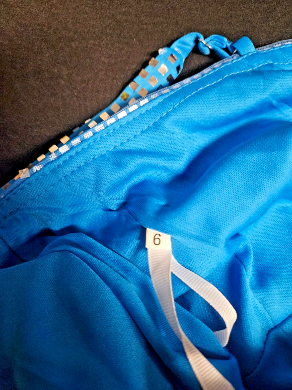 BRIGHT BLUE SEQUINED SIZE 6 SHORT PROM/COCKTAIL DRESS